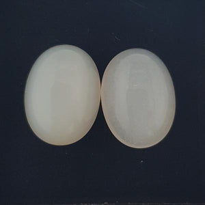 17.05ct Pair of Oval Cabochon White Moonstones 16x12mm - Dynagem 