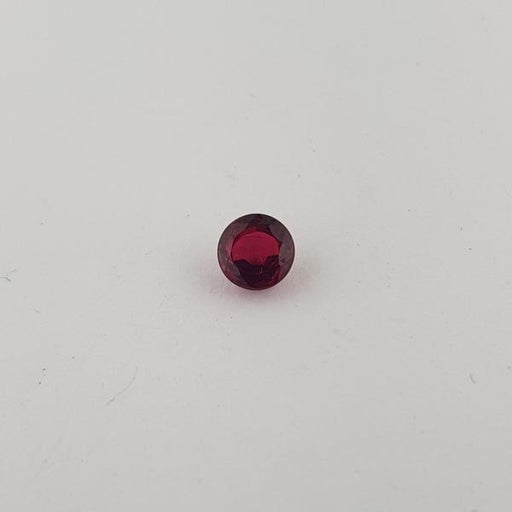 0.77ct Round Red Spinel 5.0mm - Dynagem 