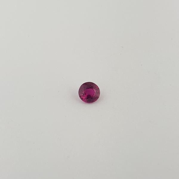 0.56ct Round Faceted Ruby 4.8mm - Dynagem 