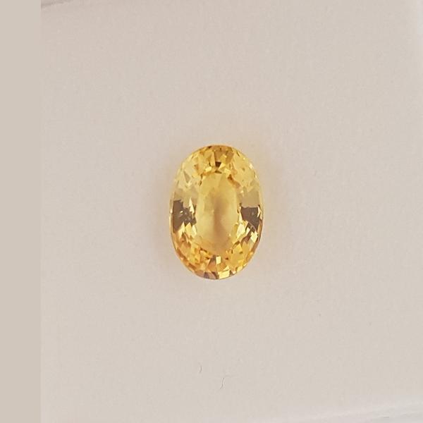 2.22ct Oval Faceted Yellow Sapphire Certified Unheated 9.3x6.5mm - Dynagem 