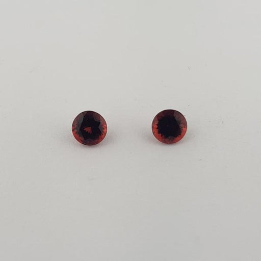 0.78ct Pair of Round Faceted Red Spinels 4.3mm - Dynagem 
